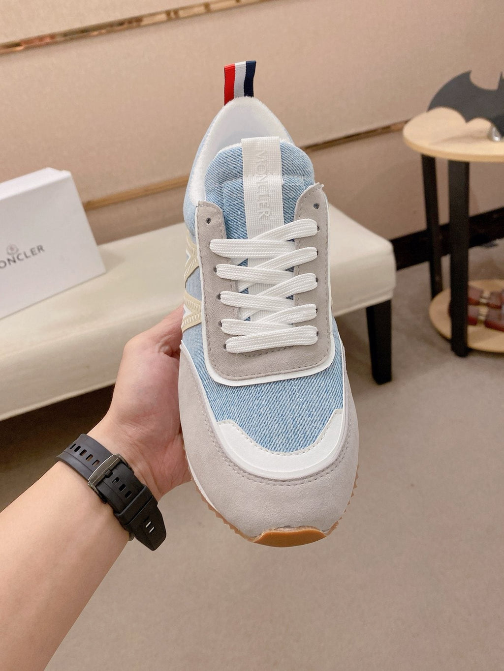 Men's Light Blue and Gray Low-Top Sneakers