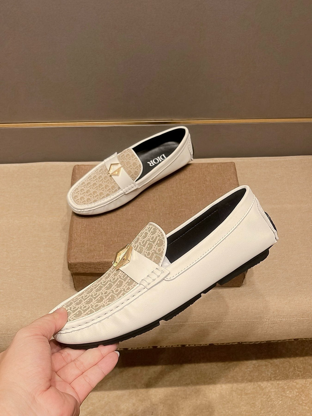 Dior Men's Ivory and Beige Patterned Loafers