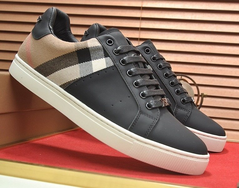 Burberry Check Panel Low-Top Sneakers - Rubber Sole