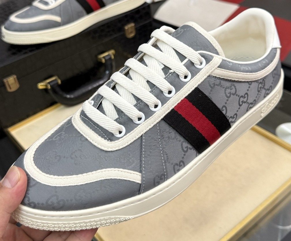 Gucci Striped Low-Top Sneakers